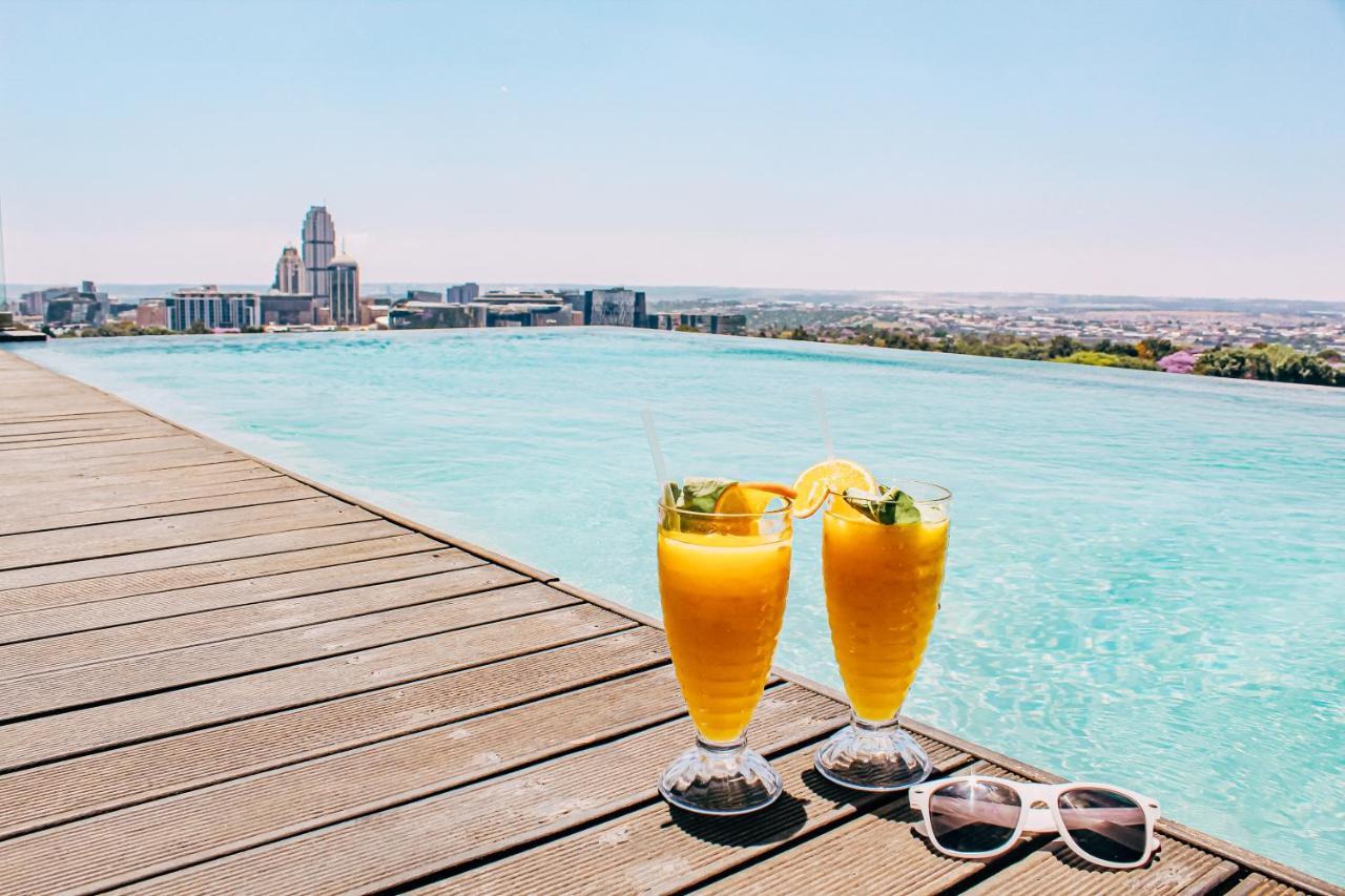 Reserved Suites Illovo โจฮันเนสเบิร์ก ภายนอก รูปภาพ