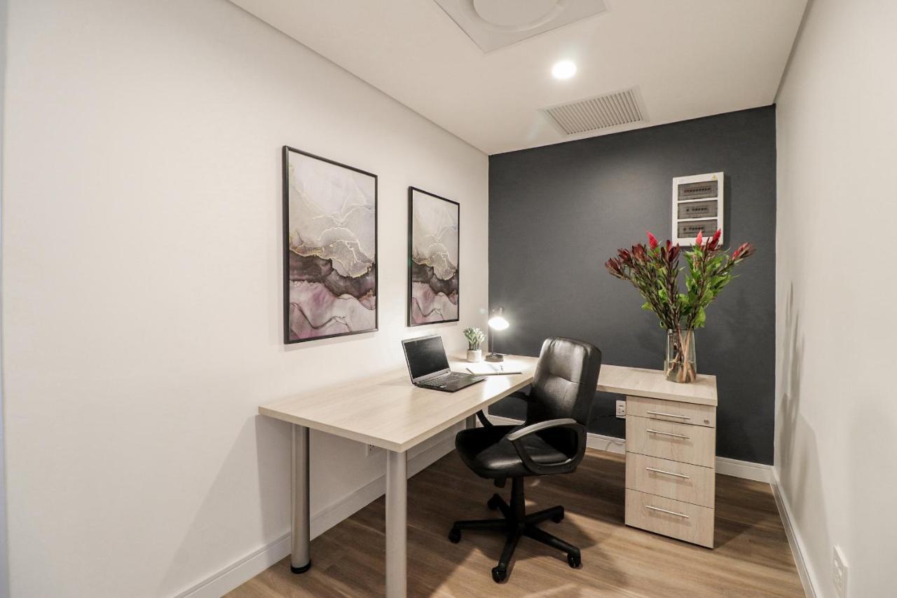 Reserved Suites Illovo โจฮันเนสเบิร์ก ภายนอก รูปภาพ